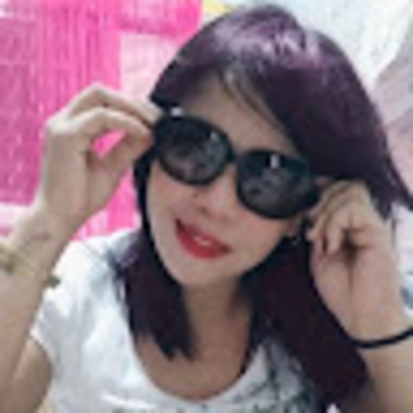 Meet your Posher, Cynthia - Picture 1 of 1